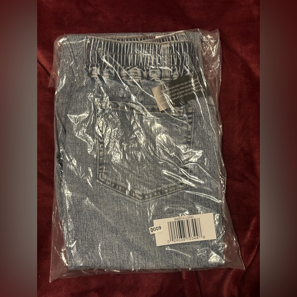 The Straight High Rise Ankle Jeans Size 8 - NWT - Picture 6 of 6